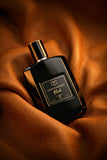 Gran Paradiso Black EDP Erkek Parfüm 50ml | Odunsu, Baharatlı | Limon, Bergamot, Tütün, Deri