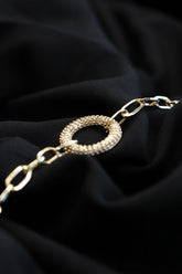 Kadın Altın Halkalı Bileklik