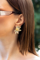 Kadın Gold Çiçek Küpe